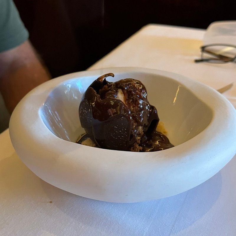 Le Cirque in Bellagio (Mid-Strip) — Bringing a touch of New York's iconic fine dining scene to Las Vegas, Le Cirque 