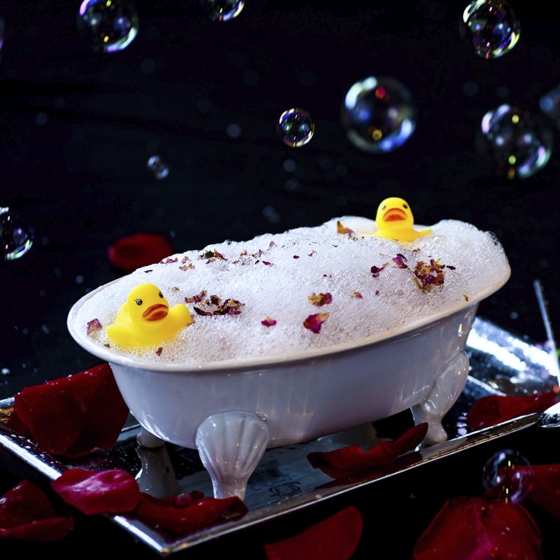 Gatsby's Cocktail Lounge in Resorts World — Inspired by the Roaring Twenties and the opulent world of F. Scott Fitzgerald, G