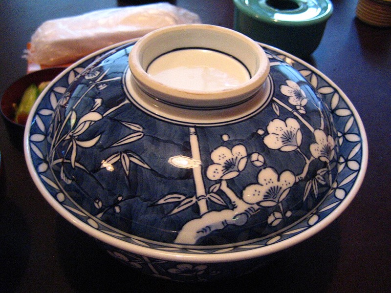 Donburi rice bowl