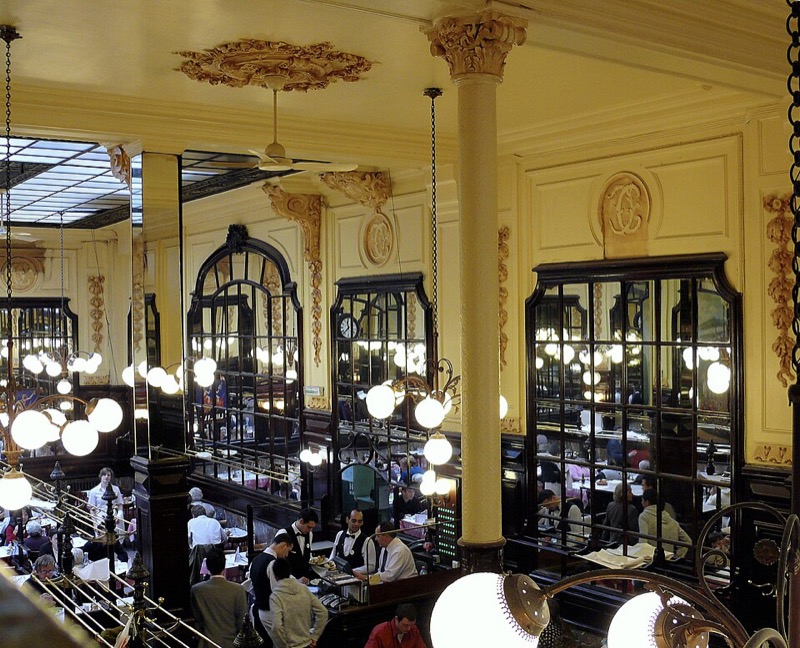 Bouillon Chartier grand dining room
