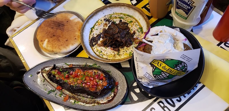 Maoz Vegetarian in 36 Rue Saint-André des Arts