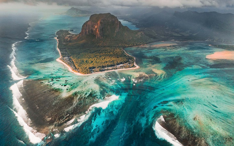 Underwater Waterfall area near Le Morne, Mauritius