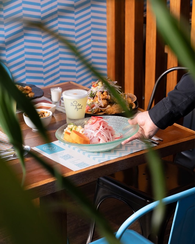 Punto Azul in Lima, Peru