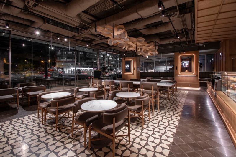 Bread and Friends bakery at Epic Sana Marquês in Lisbon