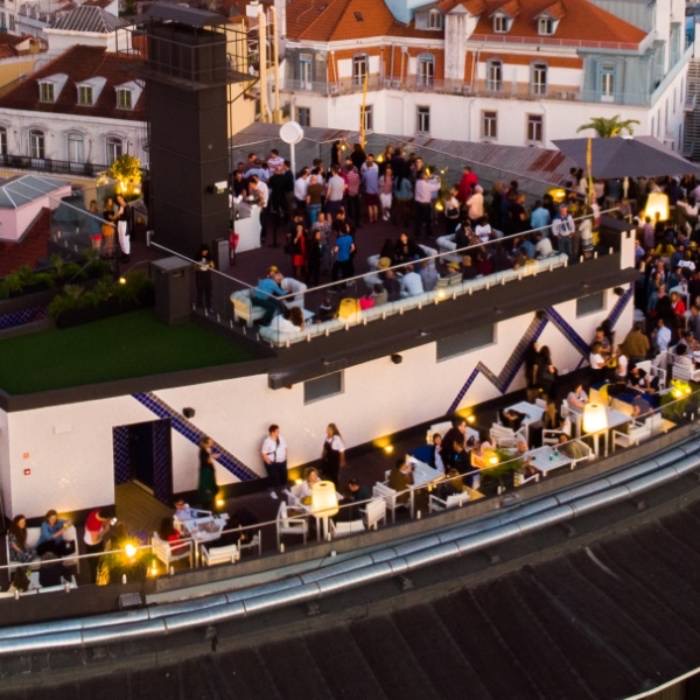 Hotel Mundial Rooftop Bar in Baixa (Praça Martim Moniz)