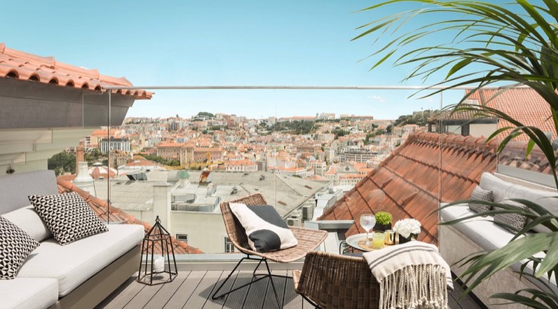 LUMI Rooftop bar modern design in Lisbon