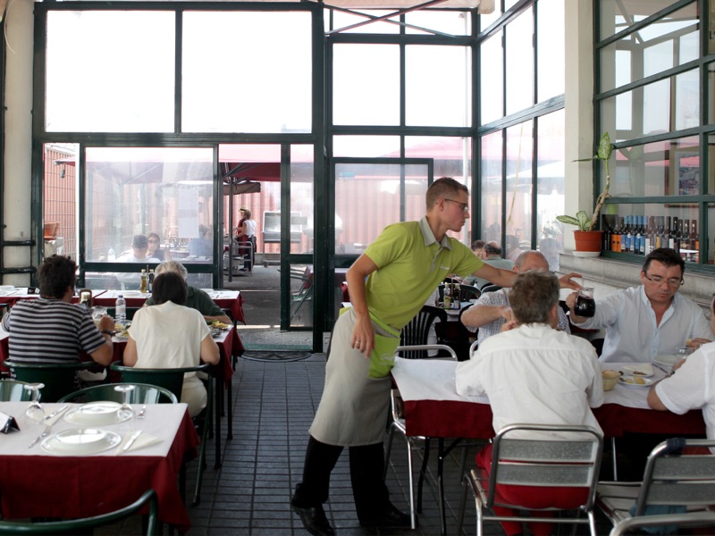 Último Porto waterfront restaurant in Lisbon