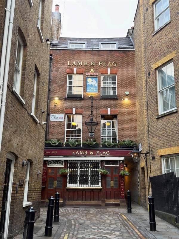 The Lamb and Flag in London