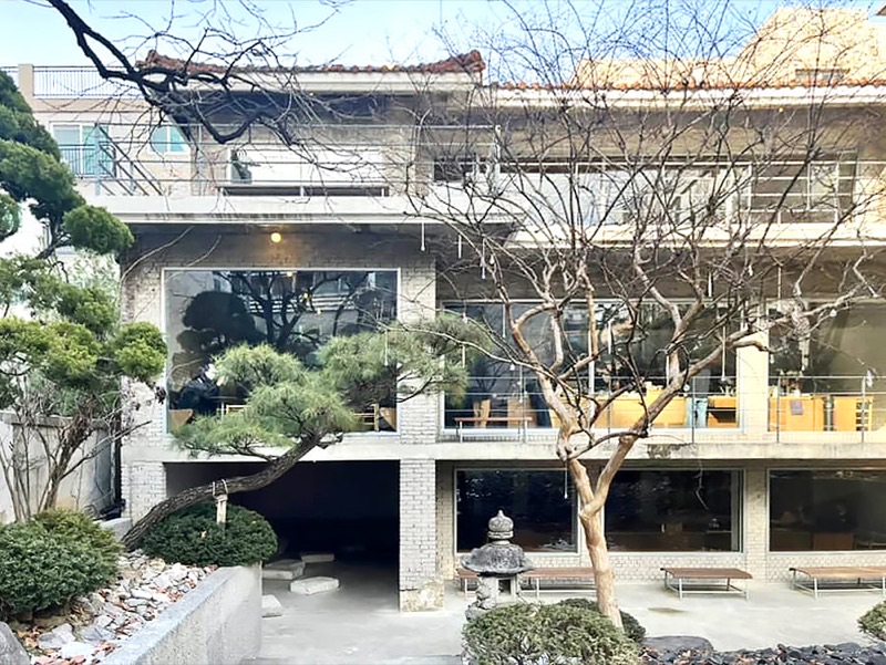 11 Best Cafes & Coffee Shops Near Mangwon Market