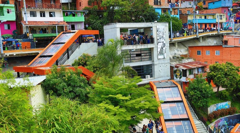 Outdoor escalators in Comuna 13, Medellín