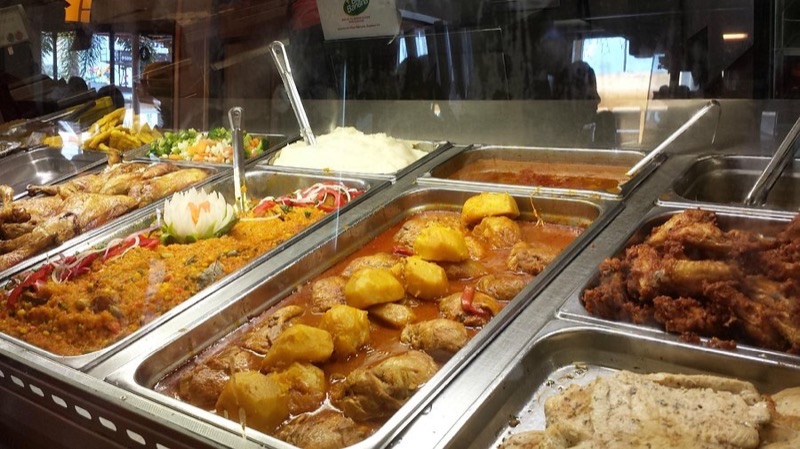 El Palacio de los Jugos in Allapattah — More than just a restaurant, El Palacio de los Jugos is a vibrant, sprawling Cub