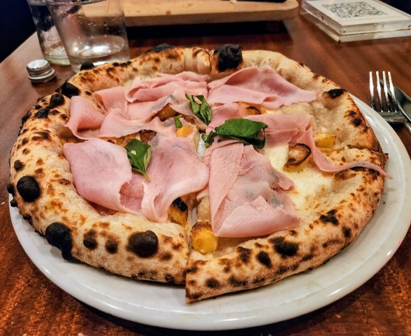 Cocciuto (Porta Romana) in Porta Romana — Cocciuto offers a refined take on Neapolitan pizza, focusing on high-quality, se