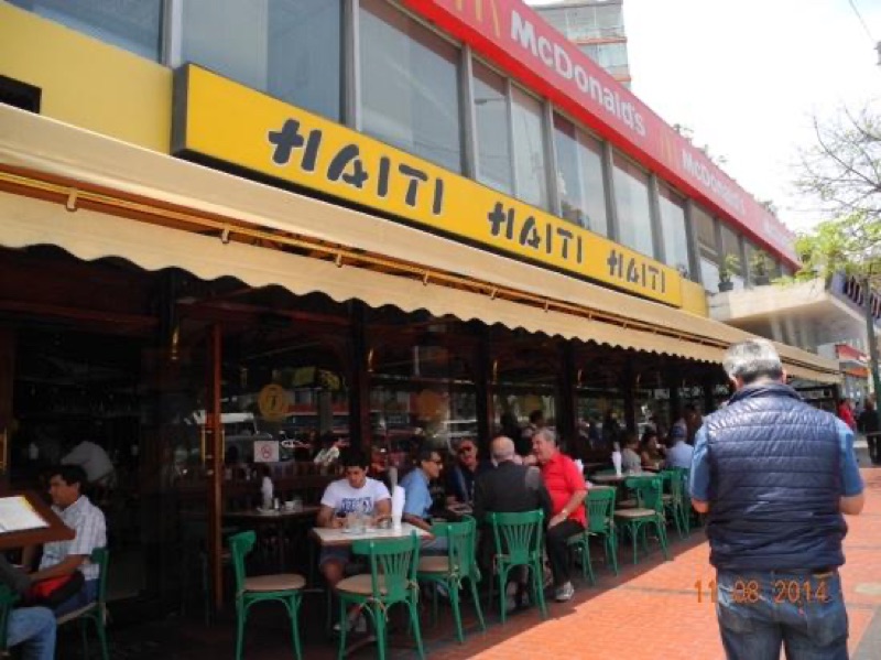 Café Haiti lomo saltado near Parque Kennedy, Miraflores