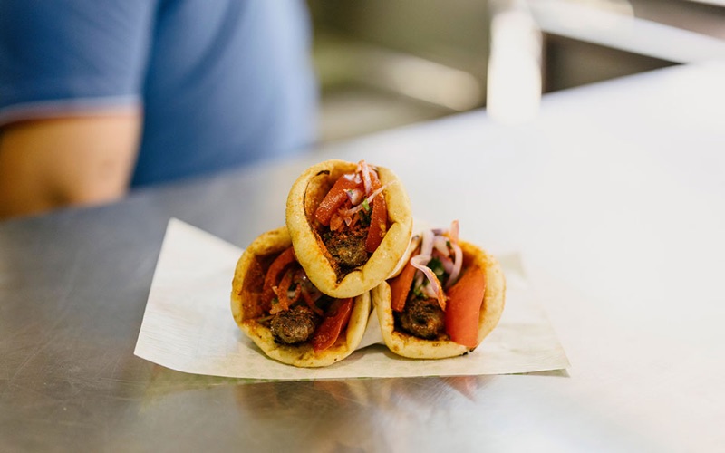 Lefteris O Politis souvlaki Athens wrapping technique