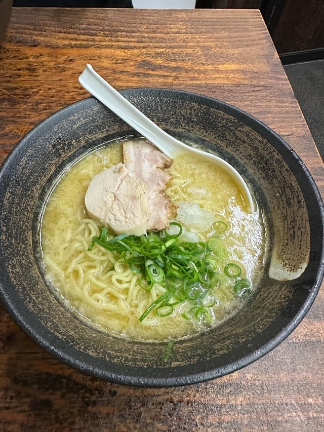 Gokujou Ramen Yumeichijo in Shin-Omiya — Yumeichijo offers a modern interpretation of Shoyu ramen, often blending chicken
