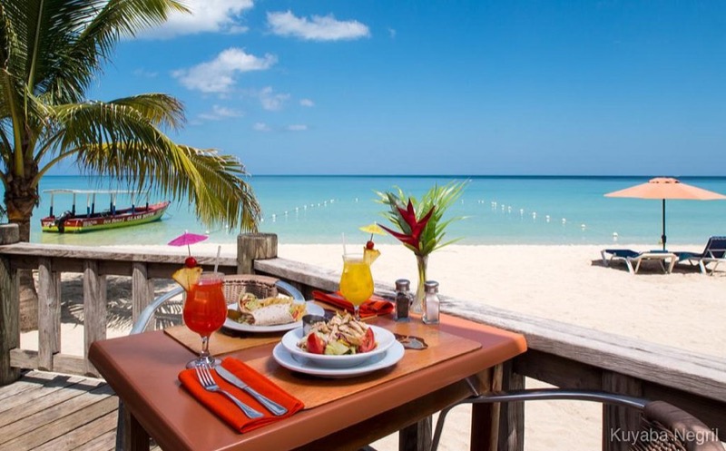 Kuyaba restaurant on Seven Mile Beach, Negril
