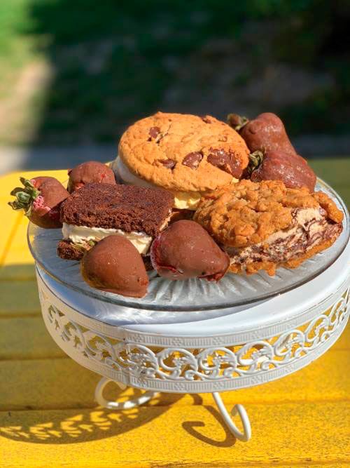 Fat Boyz Sweets N Treats in Hollygrove — Fat Boyz Sweets N Treats is a local favorite known for its customizable ice crea