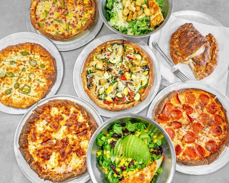 Magazine Pizza in Garden District — Magazine Pizza is a no-frills, reliable option for classic American-style pizzas