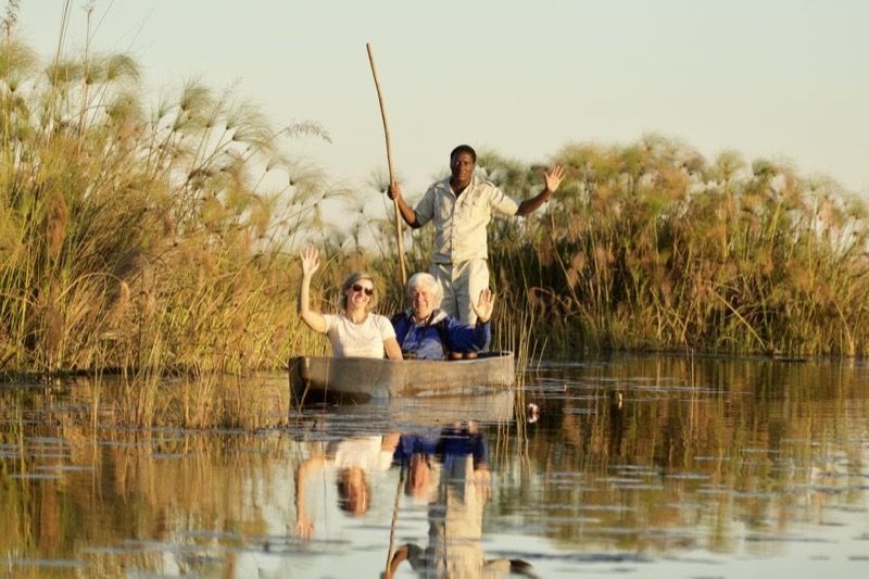 Old Bridge Backpackers Mokoro Day Trip in Maun