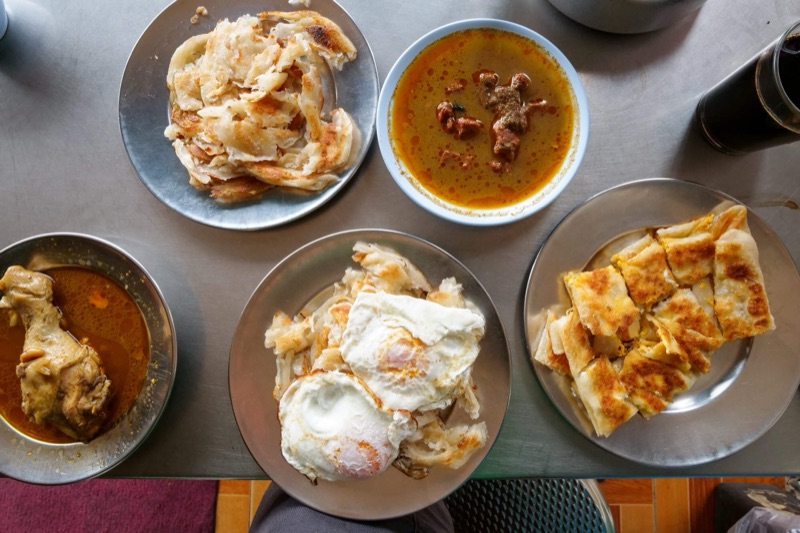 Roti Taew Nam massaman curry with roti in Old Town Phuket