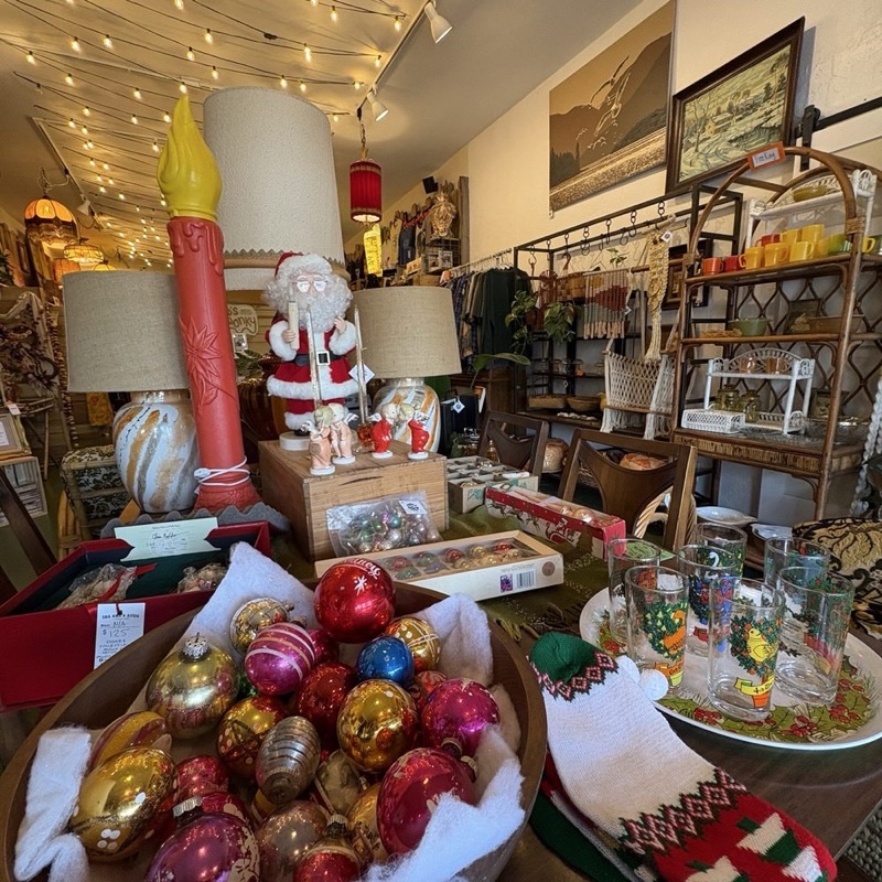 Retromended Vintage in Downtown Orlando — Retromended Vintage offers a sophisticated collection of handpicked vintage clot