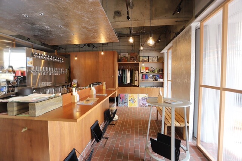 Derailleur Brew Works taproom in Ura-Namba, Osaka