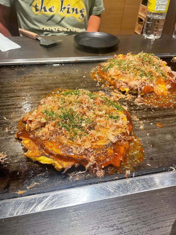 Ajinoya okonomiyaki in Namba, Osaka