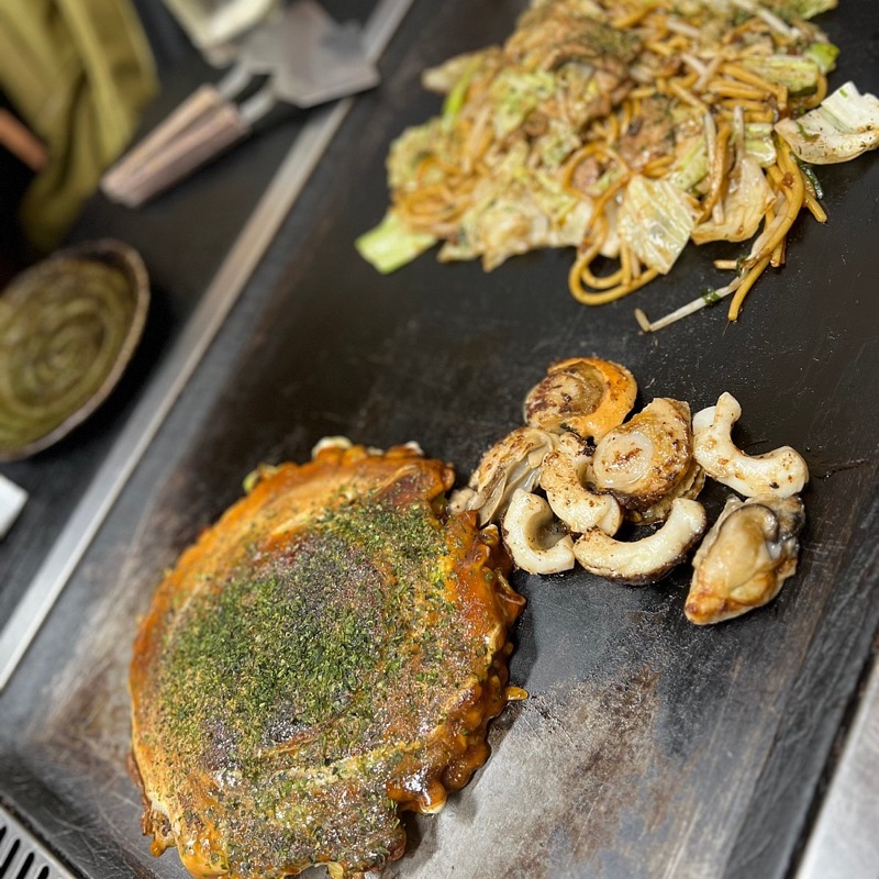 Okonomiyaki Chitose in Shinsekai, Osaka