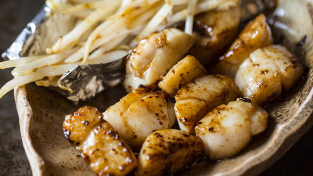 Honke Otako Hozenji (本家大たこ) in Hozenji-yokocho