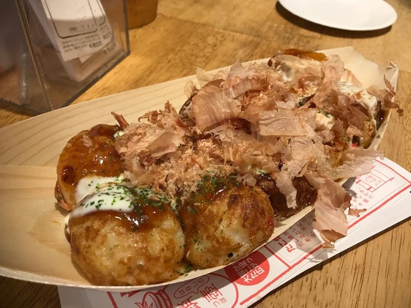 Takohachi takoyaki and akashiyaki in Tennoji, Osaka