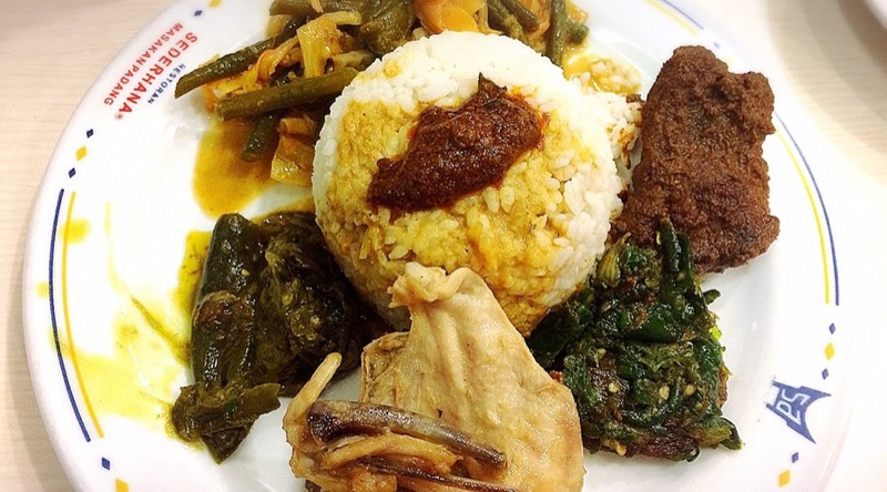 Rumah Makan Sederhana nasi Padang rendang
