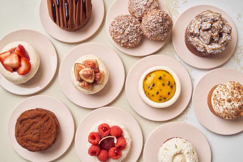 Yann Couvreur Pâtisserie in 137 Av. Parmentier
