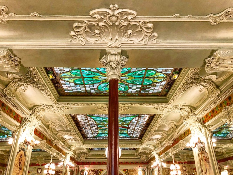 Bouillon Julien in Paris