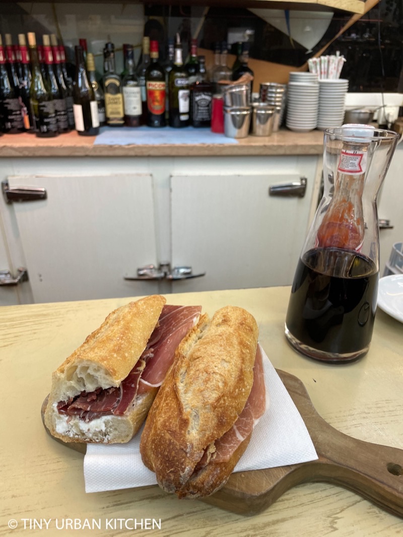 Le Petit Vendôme in 2nd arr.