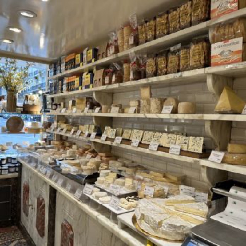 Barthélémy in Paris