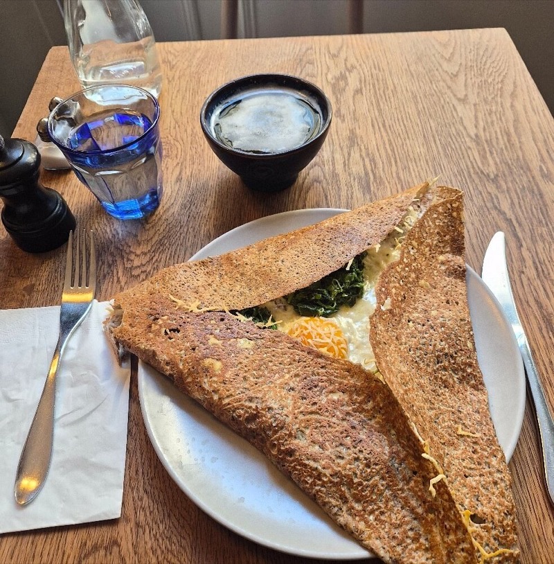 Little Breizh (Saint-Germain-des-Prés) in Saint-Germain-des-Prés — Tucked away in Saint-Germain-des-Prés, Little Breizh offers a charming and moder