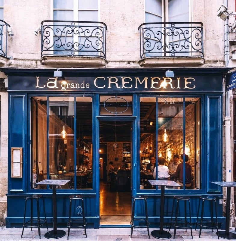 La Crémerie wine bar in Saint-Germain, Paris