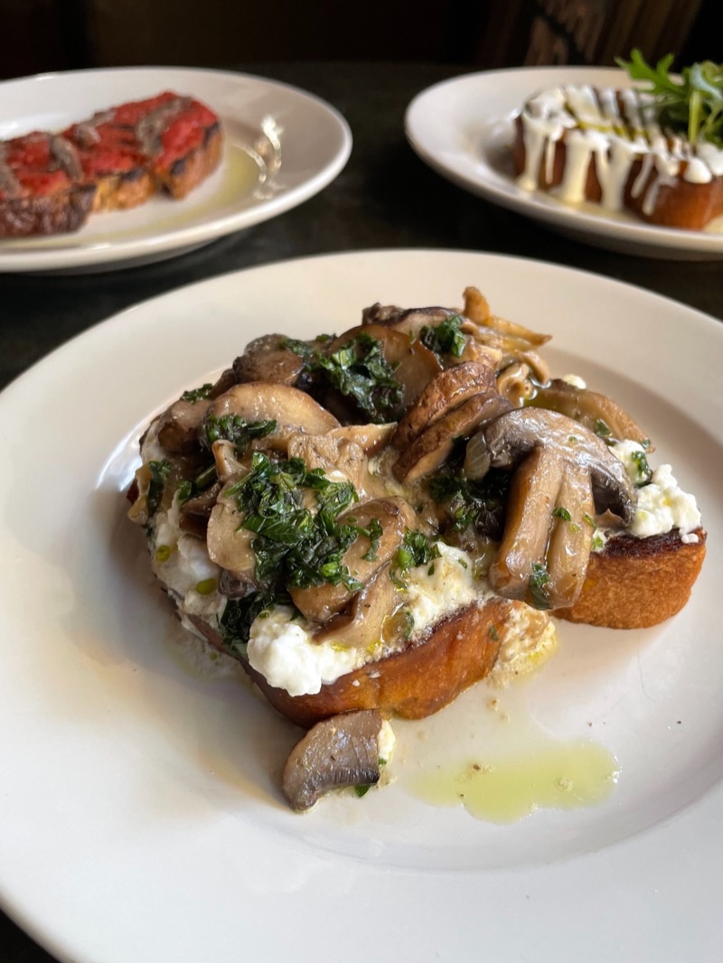 Standard Tap in Northern Liberties — A pioneering gastropub that was one of the first in Philadelphia to exclusively 