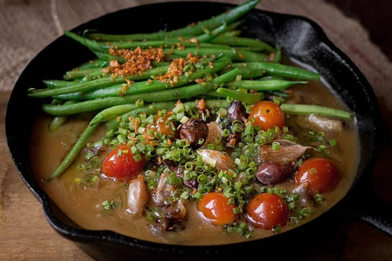 Locavore sizzling sinigang in Makati