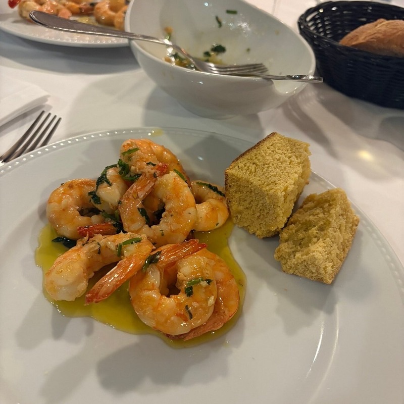 Restaurante Abadia do Porto in Baixa — Abadia do Porto is a venerable establishment, epitomizing classic Porto dining w