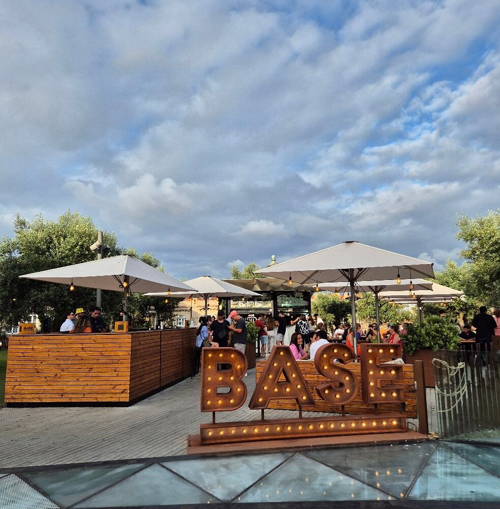 Base Porto in Near Ribeira