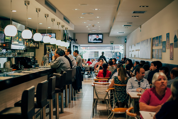 Café Santiago (Francesinha + Wine) in Rua de Passos Manuel, Centro