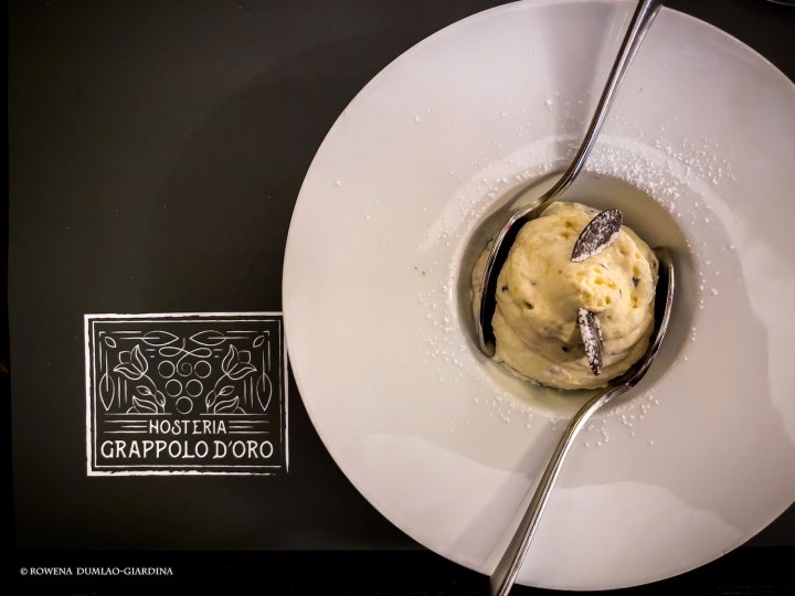 Hosteria Grappolo d'Oro in Piazza della Cancelleria