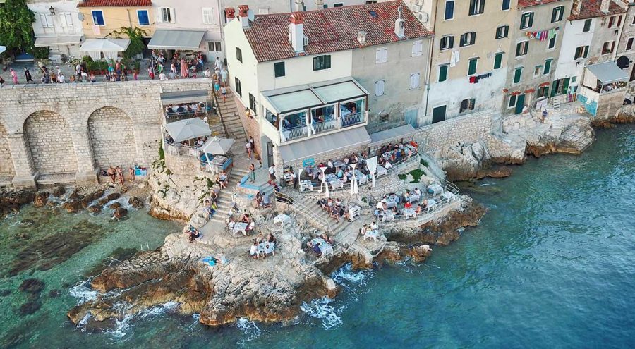 Grota in Farmers' Market Square