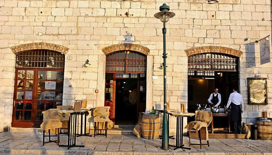 Konoba Kantinon in Old Town (Hotel Adriatic)