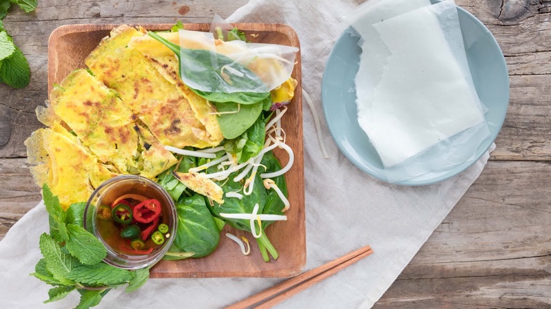 Trạm Xứ Quảng central-style bánh xèo in District 3 Saigon