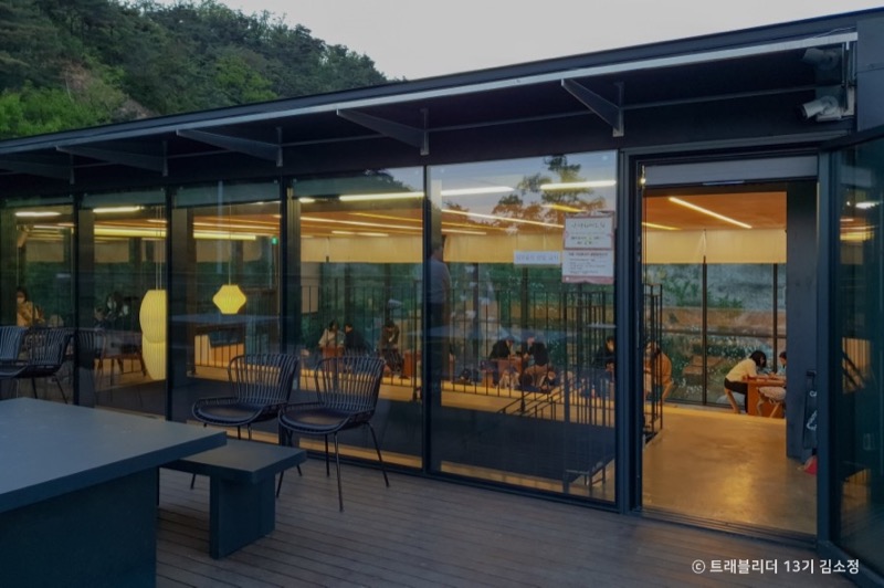 The Forest Chosochaekbang mountain book café in Seoul
