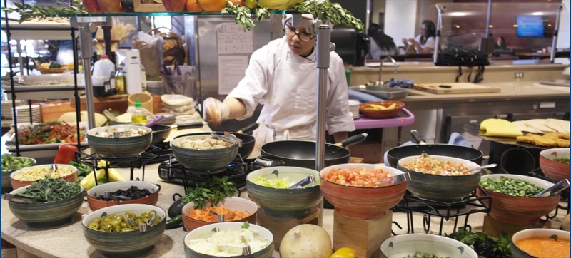 San Diego Culinary Institute in Kearny Mesa — While primarily a professional culinary school, SDCI offers select recreational 