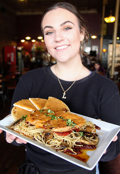 Ventana Fine Art in Canyon Road — A long-standing fixture on Canyon Road, Ventana Fine Art is celebrated for its d