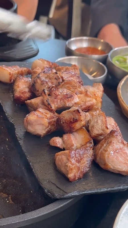Pig Company all-you-can-eat samgyeopsal in Hongdae, Seoul